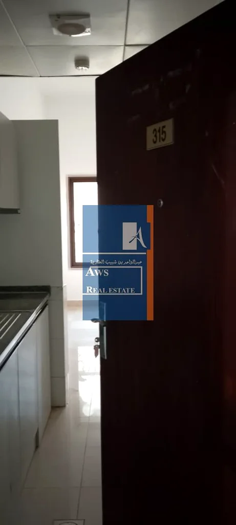 مكتب بأسعار معقولة في مركز تجاري رئيسي، صفقة مباشرة من المالك64066029757698113