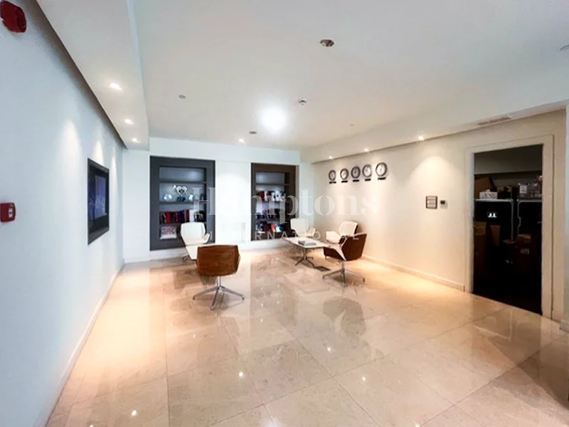 Half Floor | Fitted | 13 Parking | Vacant Soon64063143921667110