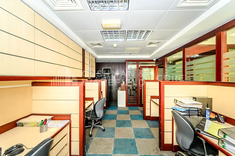 شاغر | مجهز ومفروش | ترخيص DMCC64071282248066110