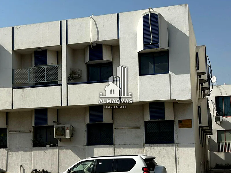 8 شقق | جي+1 | مبنى جيد | أفضل سعر64304570121602110