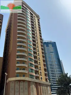 3 BR spacious apartment in Residence 8 | Sea views