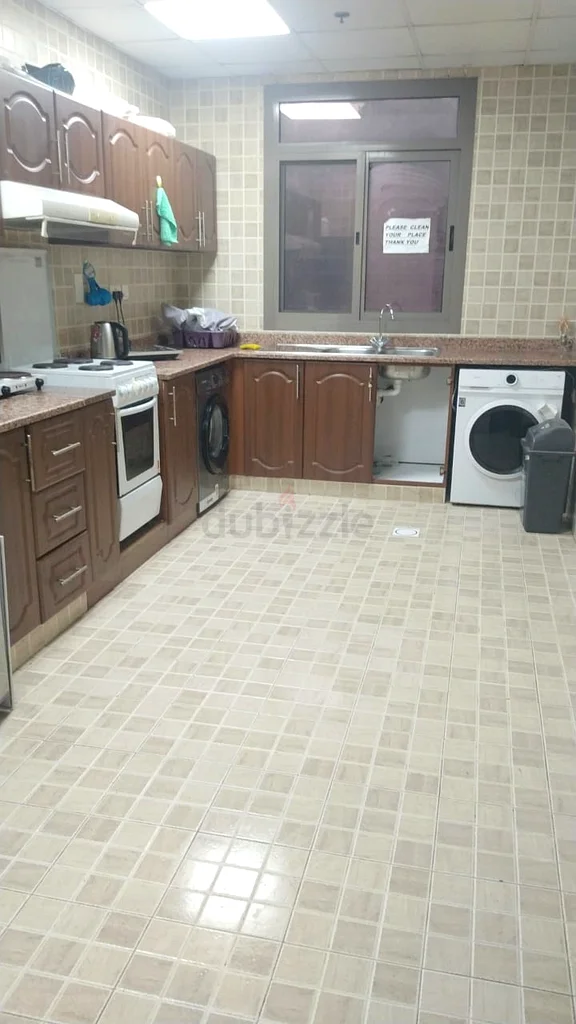5000 AED, Master Room Available in Tecom, Dubai64049039962497110