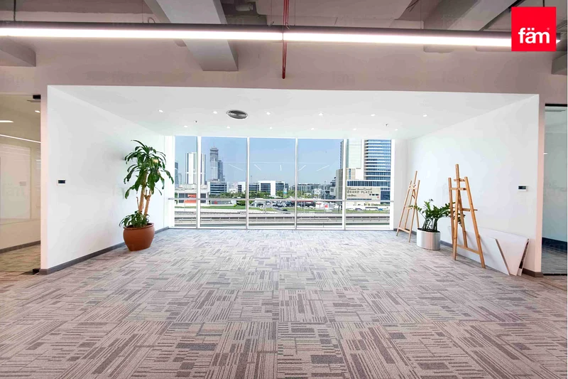 VACANT | FULLY FITTED | CLOSE TO METRO64067232613505111