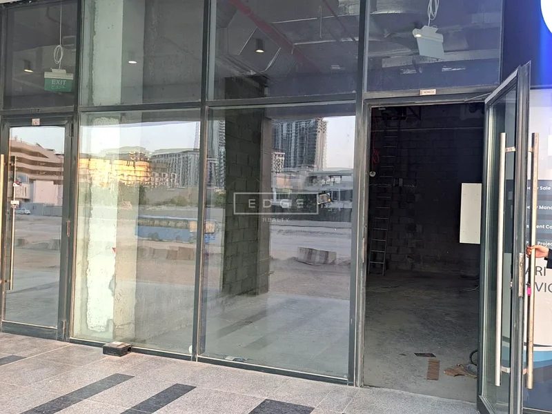 Burj Khalifa and Lagoon View | Ready for Business64065483491842111