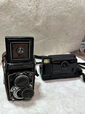 Vintage YashicaFlex and Polaroid Cameras Collection