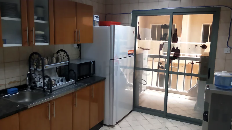 متاح سكن مشترك ديلوكس و متكامل في رأس الخيمة64047971522561111