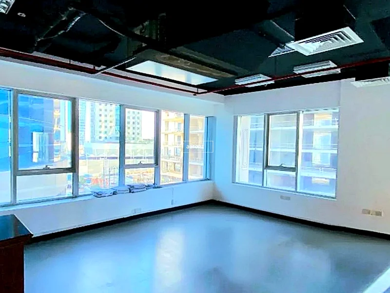 Vacant | Near to Metro | Unfurnished64068755621890112