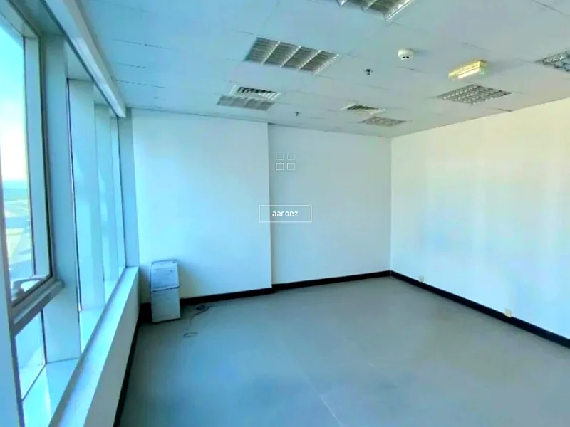 Vacant | Near to Metro | Unfurnished64068755621890113