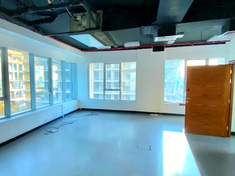 Vacant | Near to Metro | Unfurnished64068755621890110