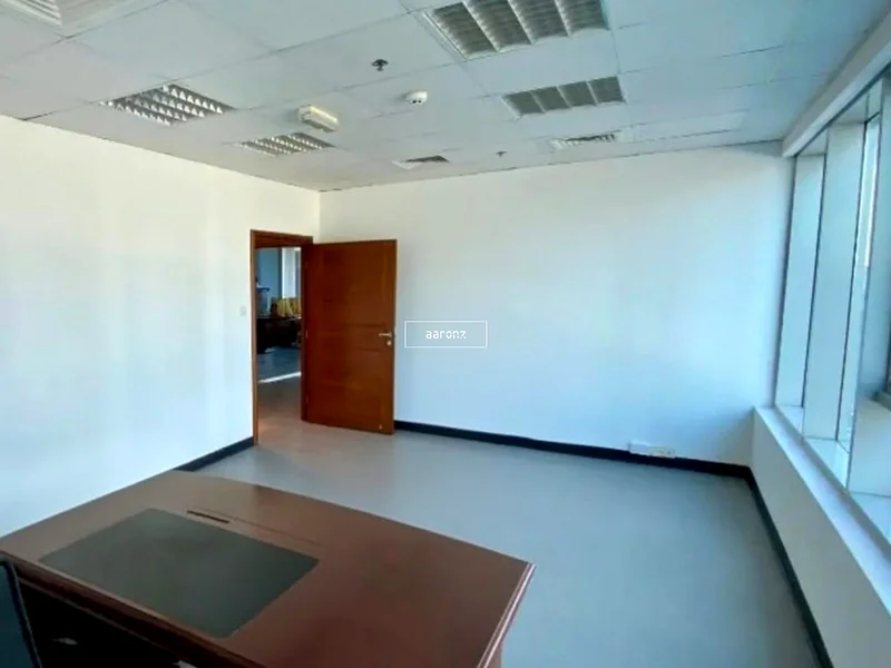 Vacant | Near to Metro | Unfurnished64068755621890114