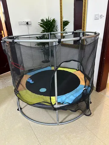Trampoline for kids indoor and clean