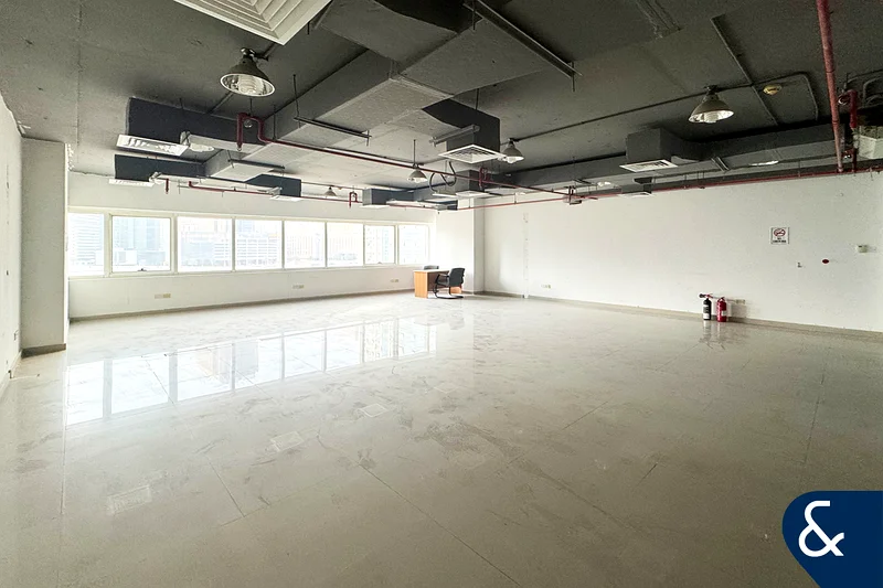Fitted | Parking Available | SZR View JLT64071015524481111