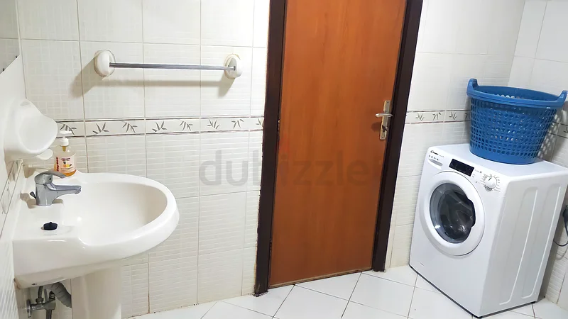 متاح سكن مشترك ديلوكس و متكامل في رأس الخيمة64047971522561112