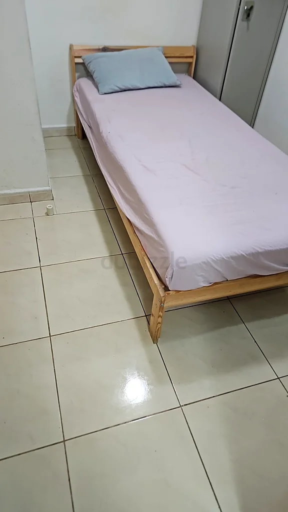 غرفة فردية مع حمام داخلي للإيجار64047868237953110