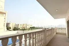 2Bed Plus Store | Top Floor | Pool View