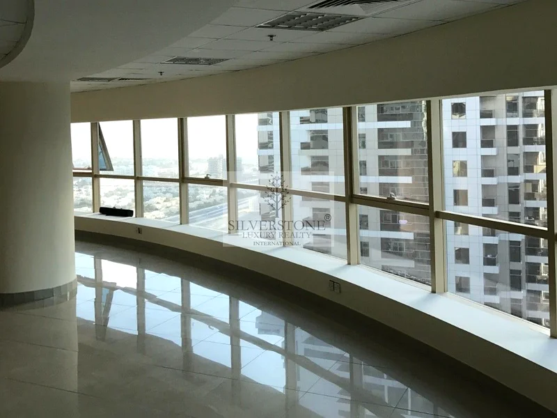 Spacious and Bright | High Floor | Prime Location64069747996930110
