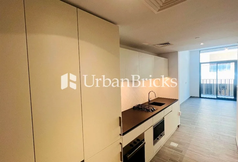 Vacant | Spacious Layout | Multiple Cheques64175727351171111
