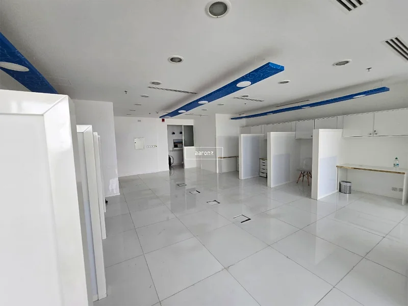 Bright Office | Vacant | Fully Furnished64069529063554111
