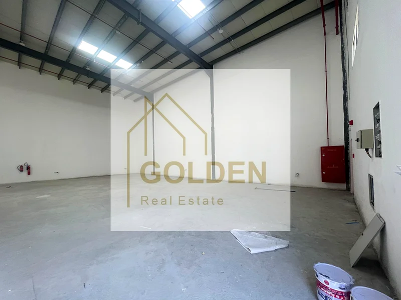 Spacious 4,000 Sqft Warehouse for Rent in Umm Al Quwain – Ideal for Storage or Business Operations.64061497255042114
