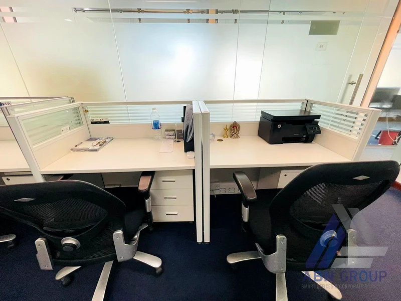Attractive location Office Space Available for Rent | Karama | 6 Person Seating | Metro and Bus Access | Fully Furnished64063355012481111
