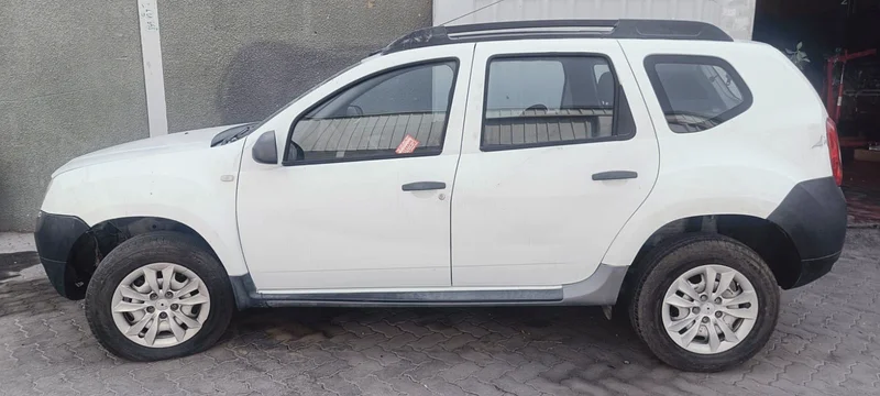 2013 RENAULT DUSTER - GCC SPECS - MISFIRE PROBLEM -; SOLD AS IT IS63891333018497112