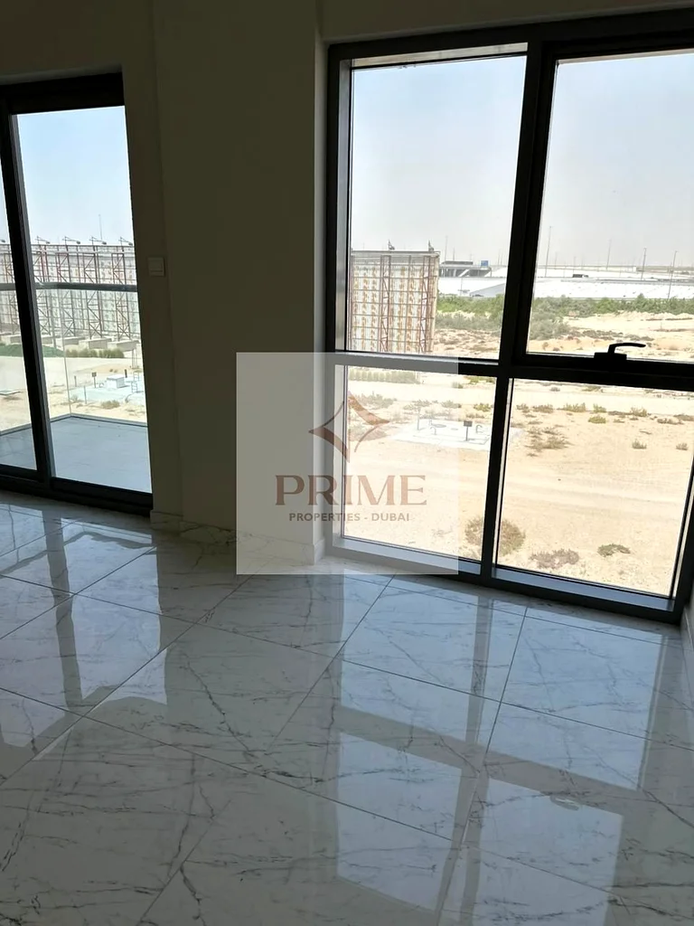 موقع متميز | مجتمع عائلي | جاهز للانتقال64147009479170114
