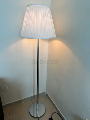 2 Elegant Floor Lamp