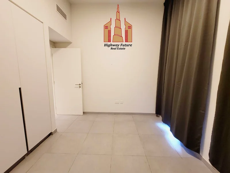 Spacious 1Bhk with Balcony and saprate Laundry Room In Aljada64051791335553114