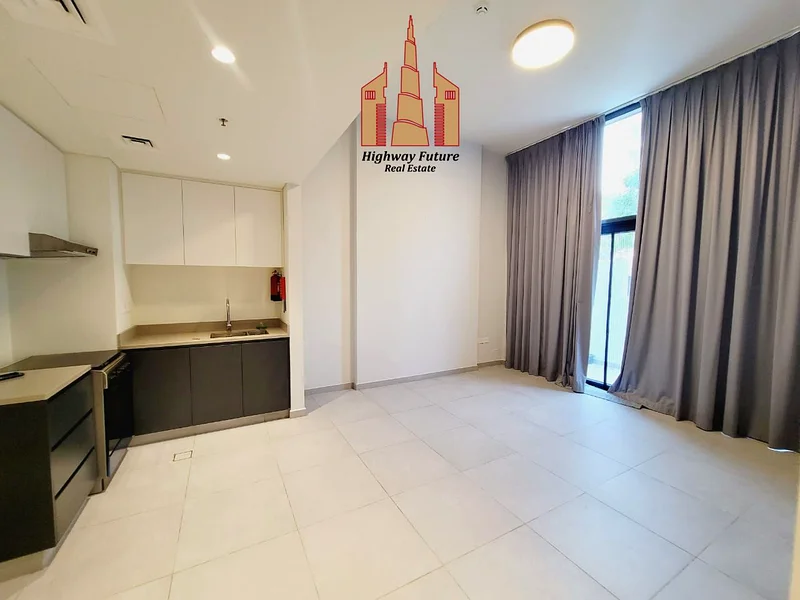 Spacious 1Bhk with Balcony and saprate Laundry Room In Aljada64051791335553112