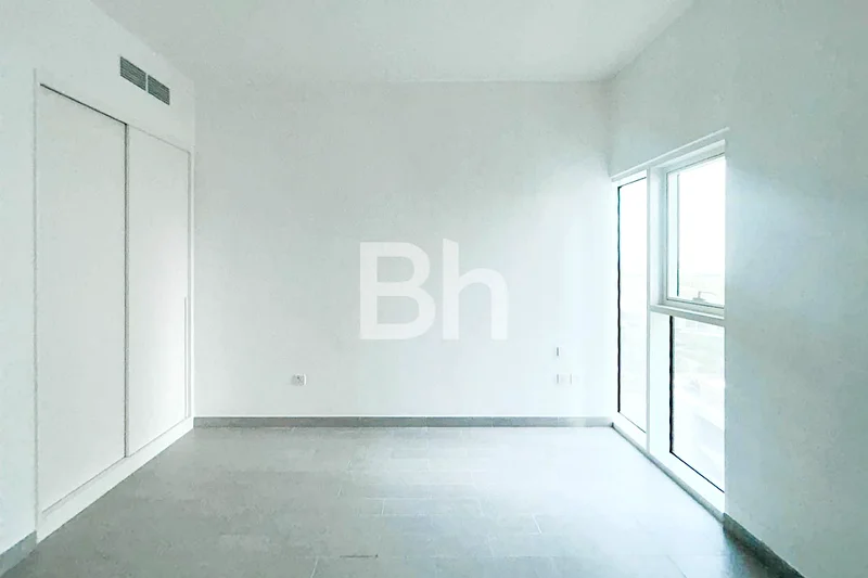 غير مفروشة | مبنى جديد | غرفة نوم واحدة64214063521410112