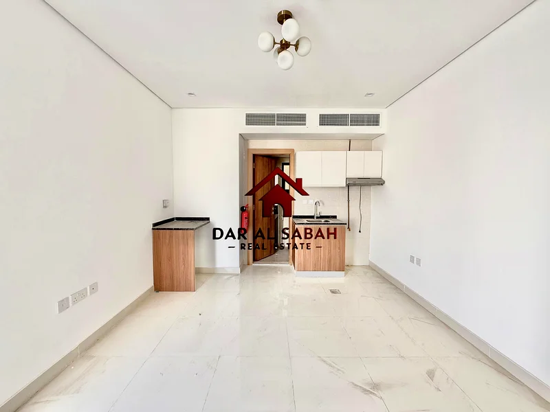 Luxurious Apartment || Well Maintained || Easy Payment plane || On Road Building64187212534785111