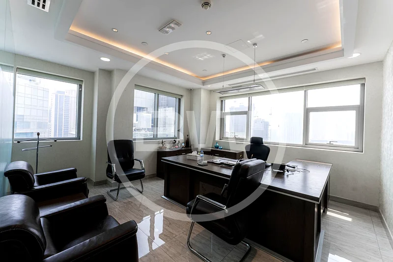 VACANT NOW | FURNISHED | CORNER UNIT | 3 PARKING64068009729795112