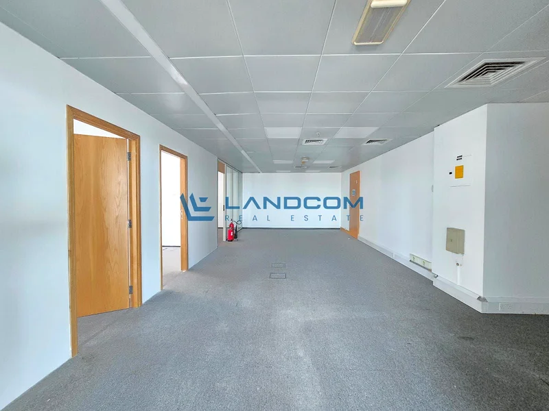 |HOT OFFER!! Fully Independent Unit | Prime location| Close to Metro|64067680574211110