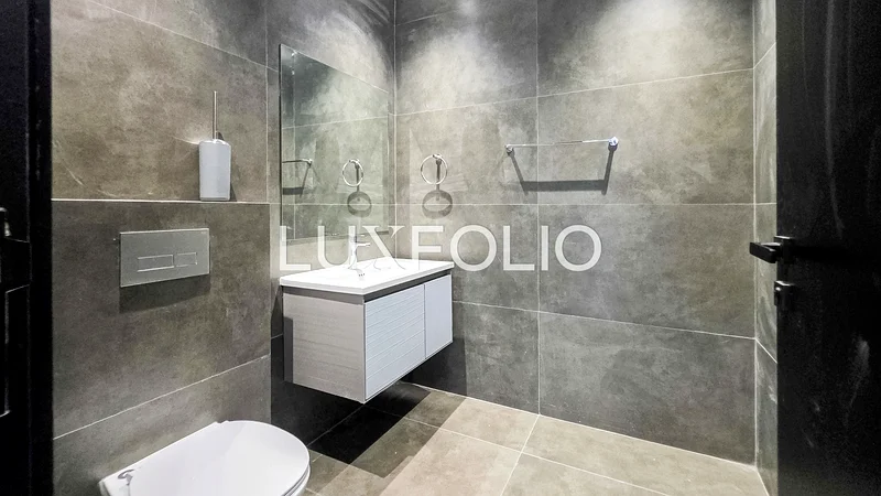 NEW FITTOUT | UNBEATABLE VIEW | FURNISHED64069966918658112