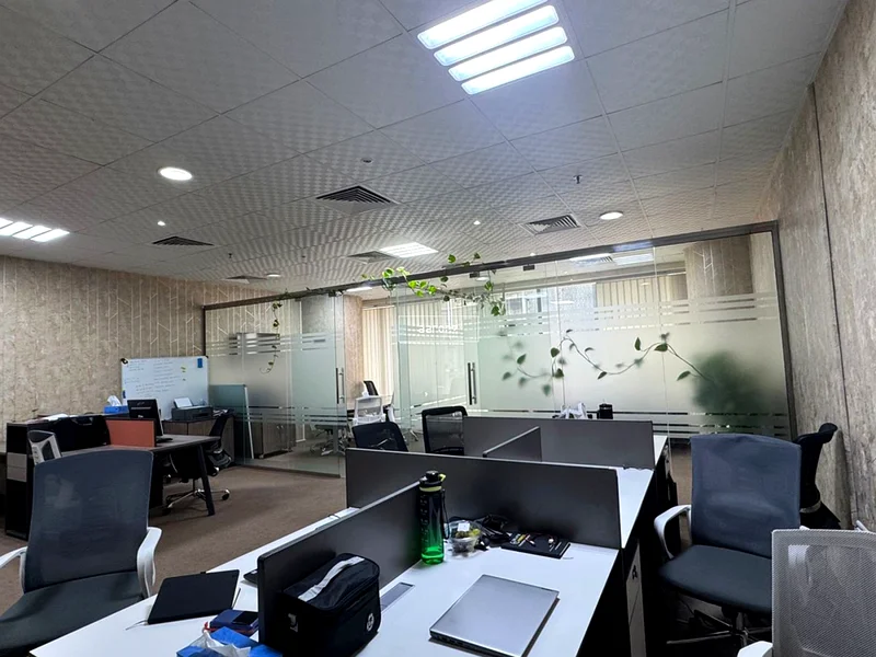 Near to Metro | Fully Fitted | Vacant office64069527364610112