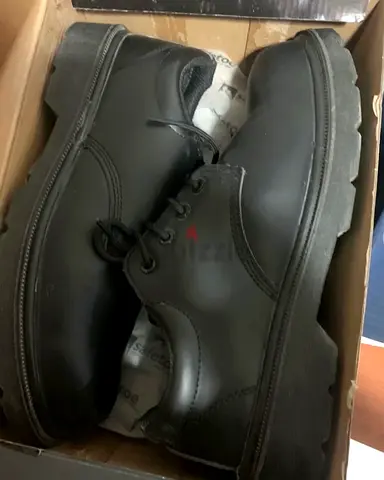 Safety shoe size 43