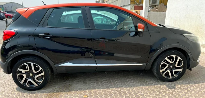 RENAULT CAPTURE,GCC SPECIFICATIONS, FULLY AUTOMATIC, REVERSE CAMERA PARKING SENSORS ECT.. VERY GOOD63891332038658113