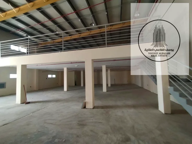 Al-Saj'a Warehouse, 6,850 square feet of storage space, with an office and bathroom.64058561316994113