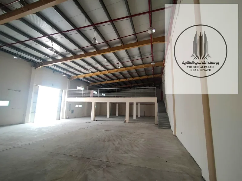 Al-Saj'a Warehouse, 6,850 square feet of storage space, with an office and bathroom.64058561316994110