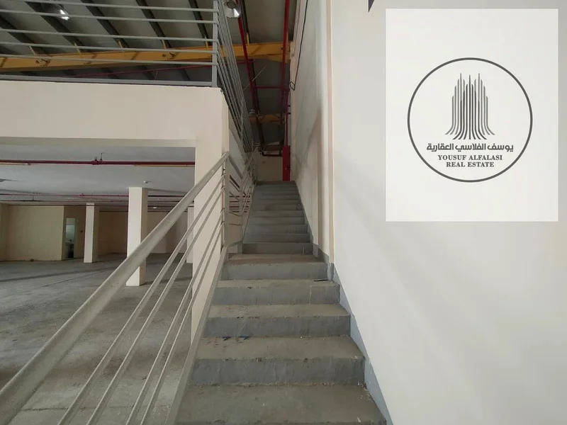 Al-Saj'a Warehouse, 6,850 square feet of storage space, with an office and bathroom.64058561316994114