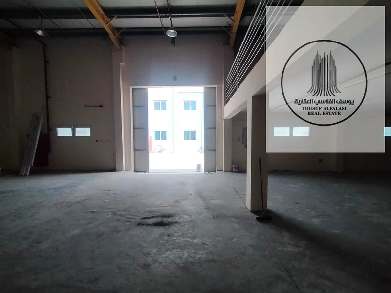 Al-Saj'a Warehouse, 6,850 square feet of storage space, with an office and bathroom.64058561316994111