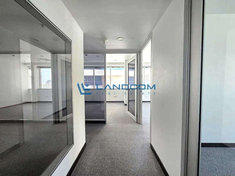 Prime Partitioned Office Space for Rent in SZR with Stunning Views64050030868225112