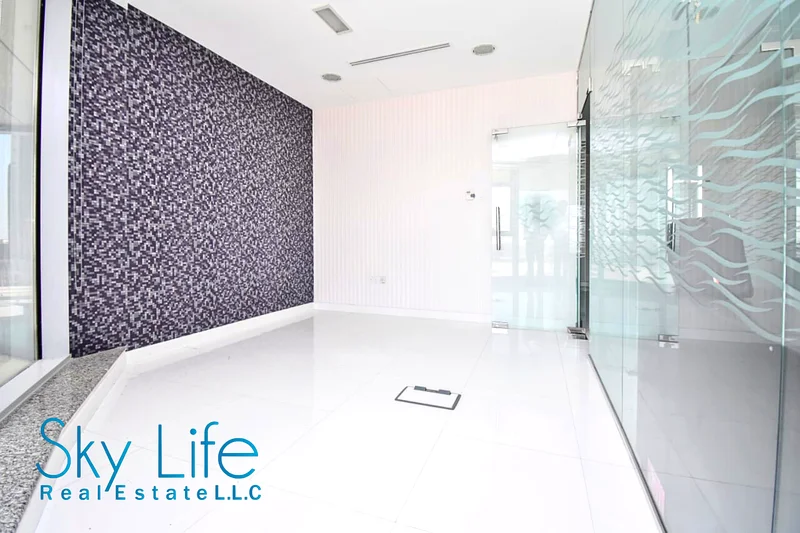 Prime Location | High Floor | Canal View | Furnished64069527355522112