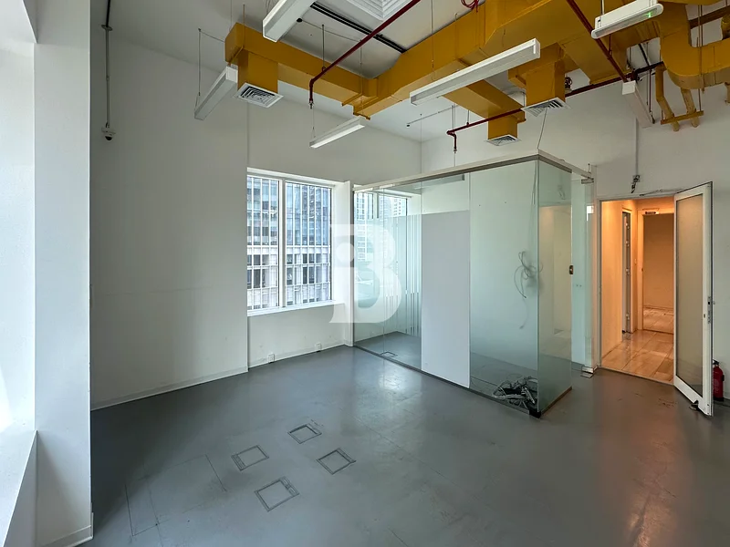 VACANT | FULLY FITTED | WALKABLE TO METRO64069085863938111