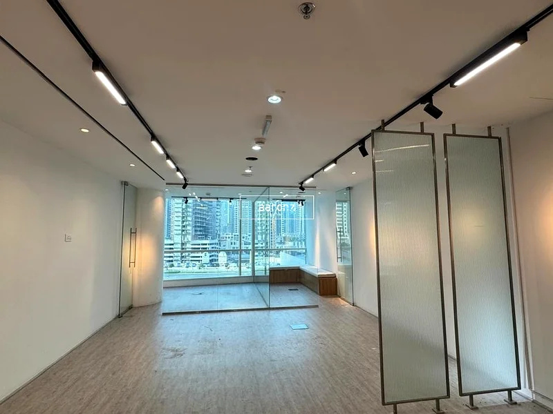 Burj Khalifa View | Nicely Fitted | Prime Location64068336213122112