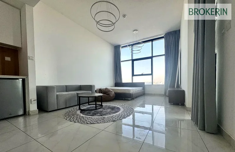 BEST PRICE | READY TO MOVE | WITH BALCONY |ELEGANT64174749872771110