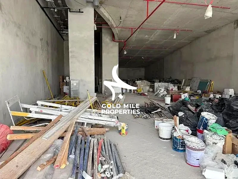 PRIME RETAIL SHOP | VINCITORE BENESSERE | HIGH VISIBILITY LOCATION64063581196033111