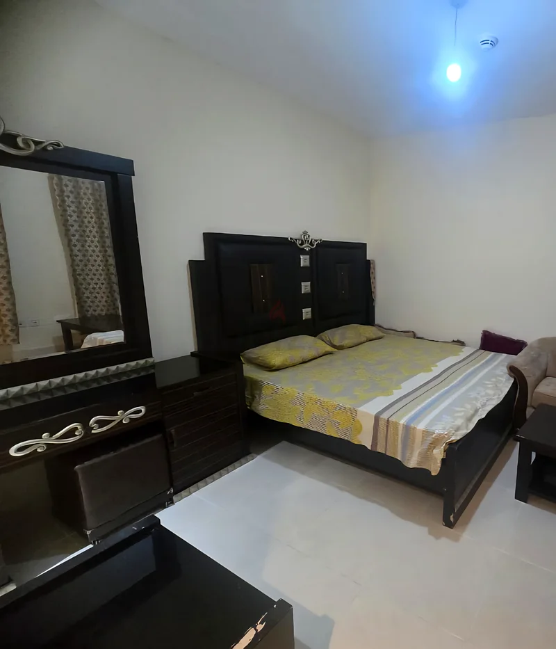 Master room in a 2BHK, with attached bath, suitable for an Executive Bachelor,64049535075971114