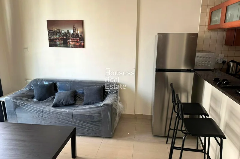 Partial Marina View | Prime Location | Vacant64164268734338114