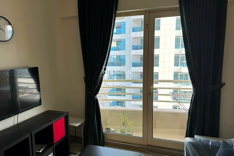 Partial Marina View | Prime Location | Vacant64164268734338112